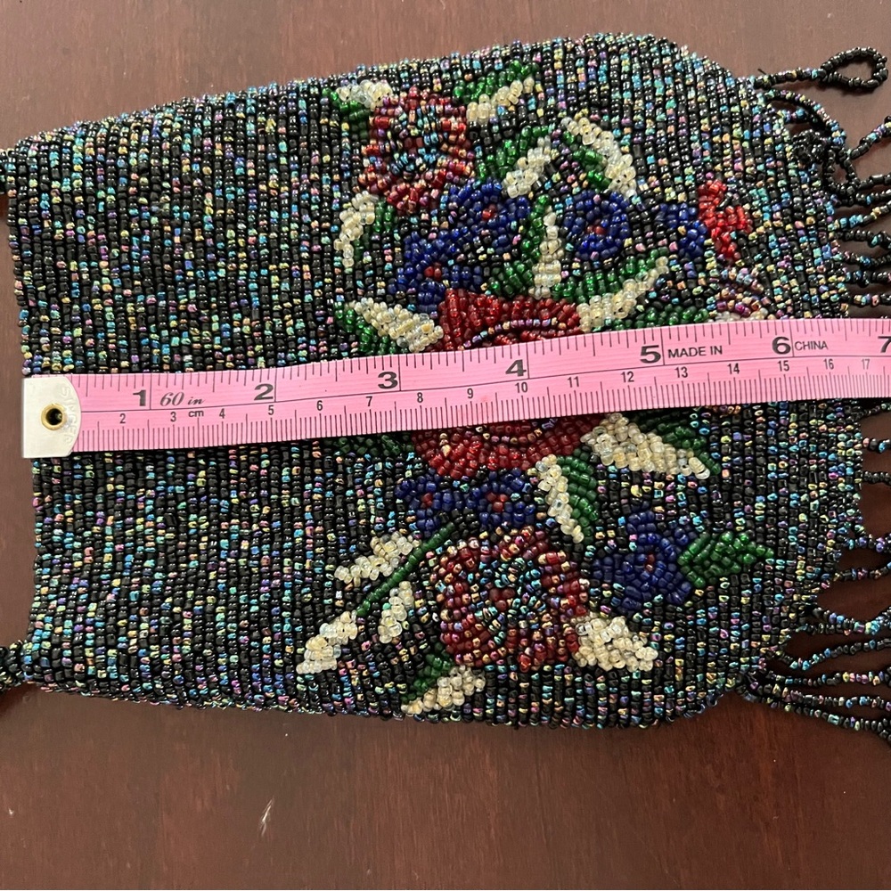 Vintage bag Black Micro Beaded Purse with Floral Design Beaded Fringe EUC - Picture 9 of 9